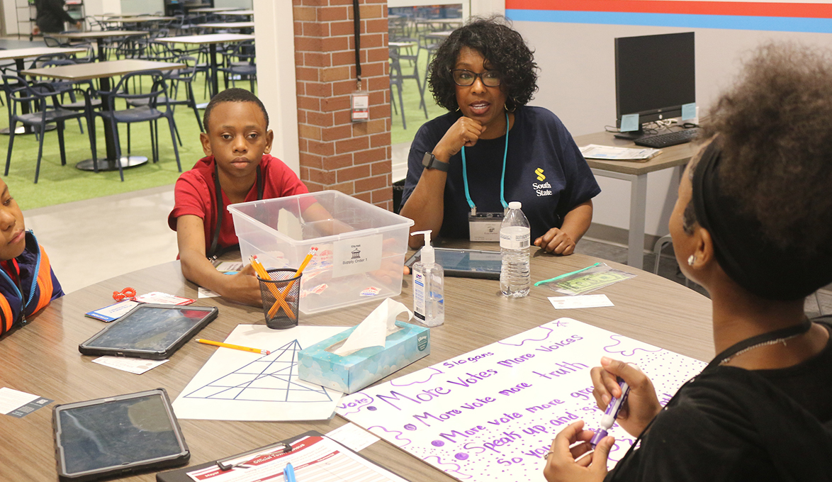 Bankers-help-Augusta-middle-schoolers-achieve-career-goals_Main.jpg Bankers-help-Augusta-middle-schoolers-achieve-career-goals_Main.jpg